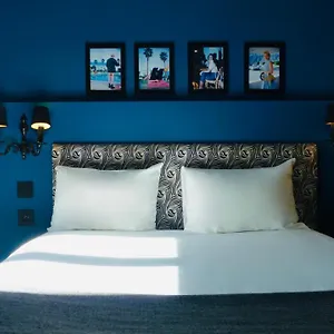 3* Hotel Noir