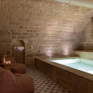 4* Hotel Le Petit Beaumarchais &