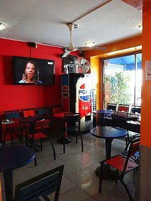 Hostel Blue Planet  Paris